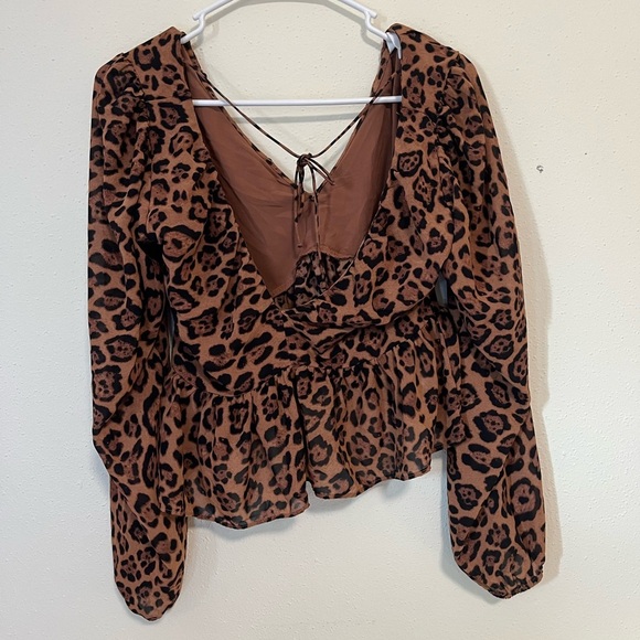 H&M Brown Leopard Print Blouse - Picture 2 of 6